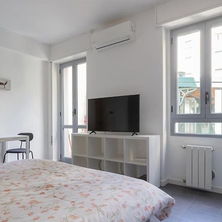 Apartamento 20Mins From Duomo - Renovated Apt Near City Center Milán Exterior foto